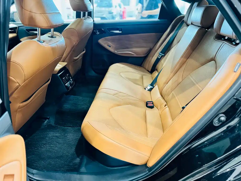 TOYOTA AVALON 2019