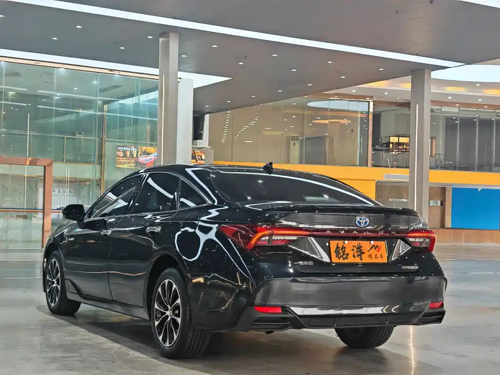 TOYOTA AVALON 2022