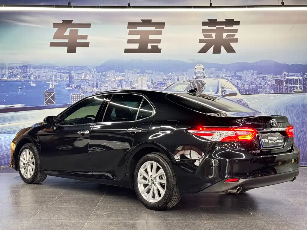 TOYOTA CAMRY 2022