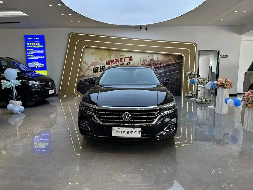 VOLKSWAGEN PASSAT 2019