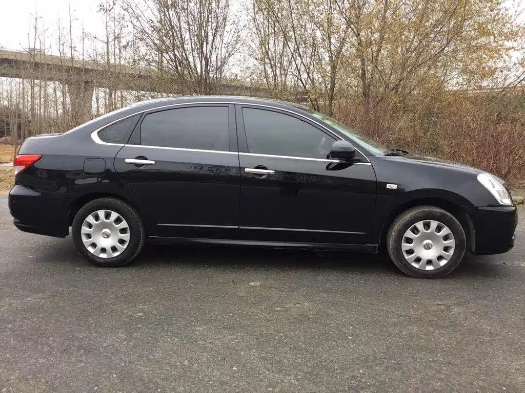 NISSAN SYLPHY 2016