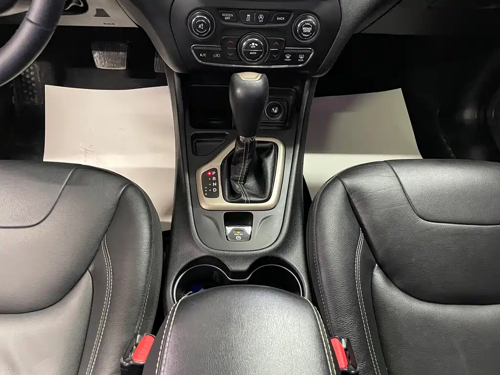 JEEP CHEROKEE 2018