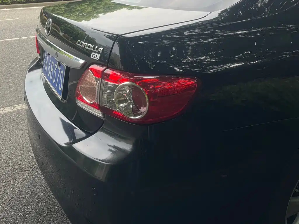 TOYOTA COROLLA 2013