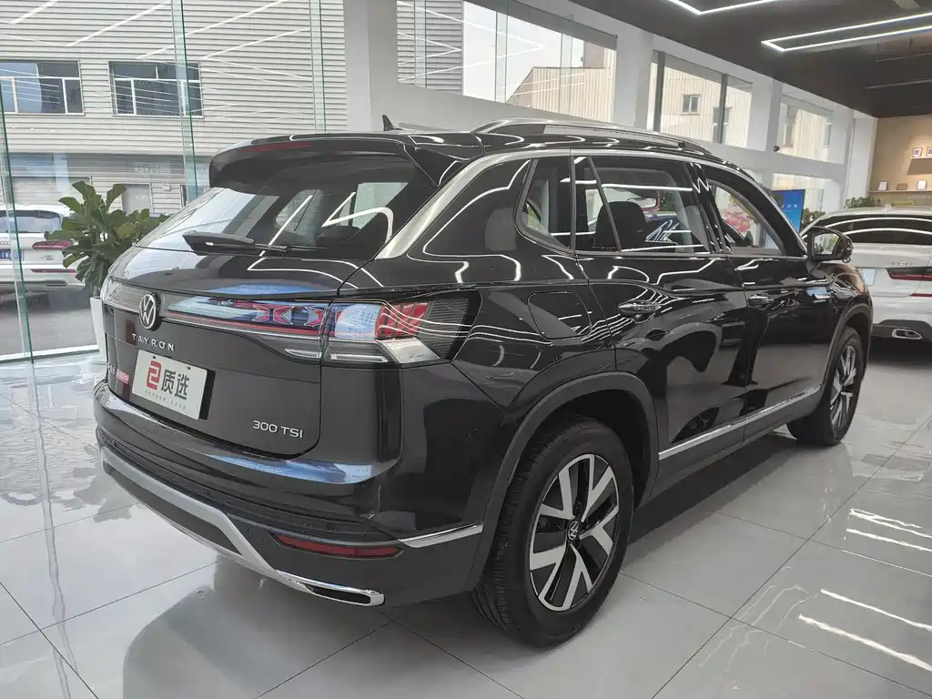 VOLKSWAGEN TAYRON 2024