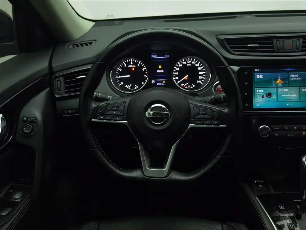 NISSAN X-TRAIL 2020