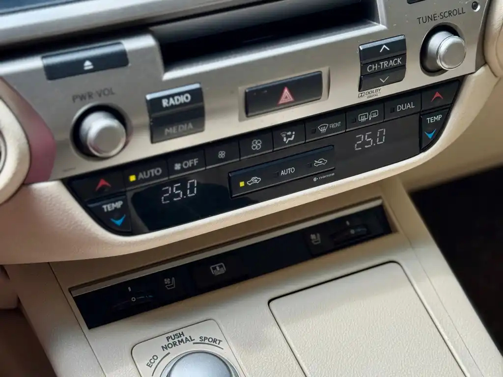 LEXUS ES 2013