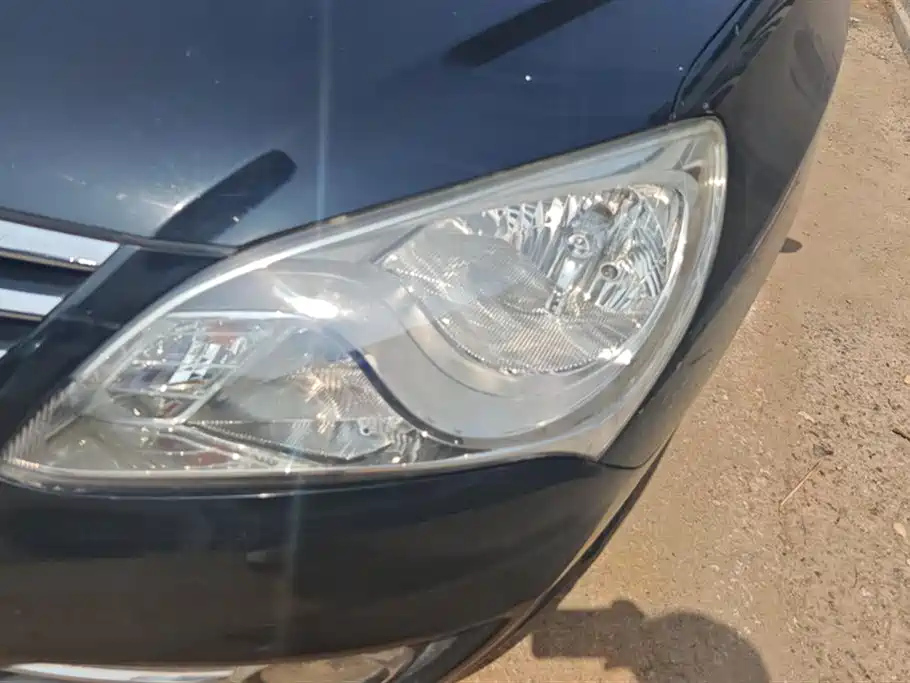 HYUNDAI CELESTA 2011
