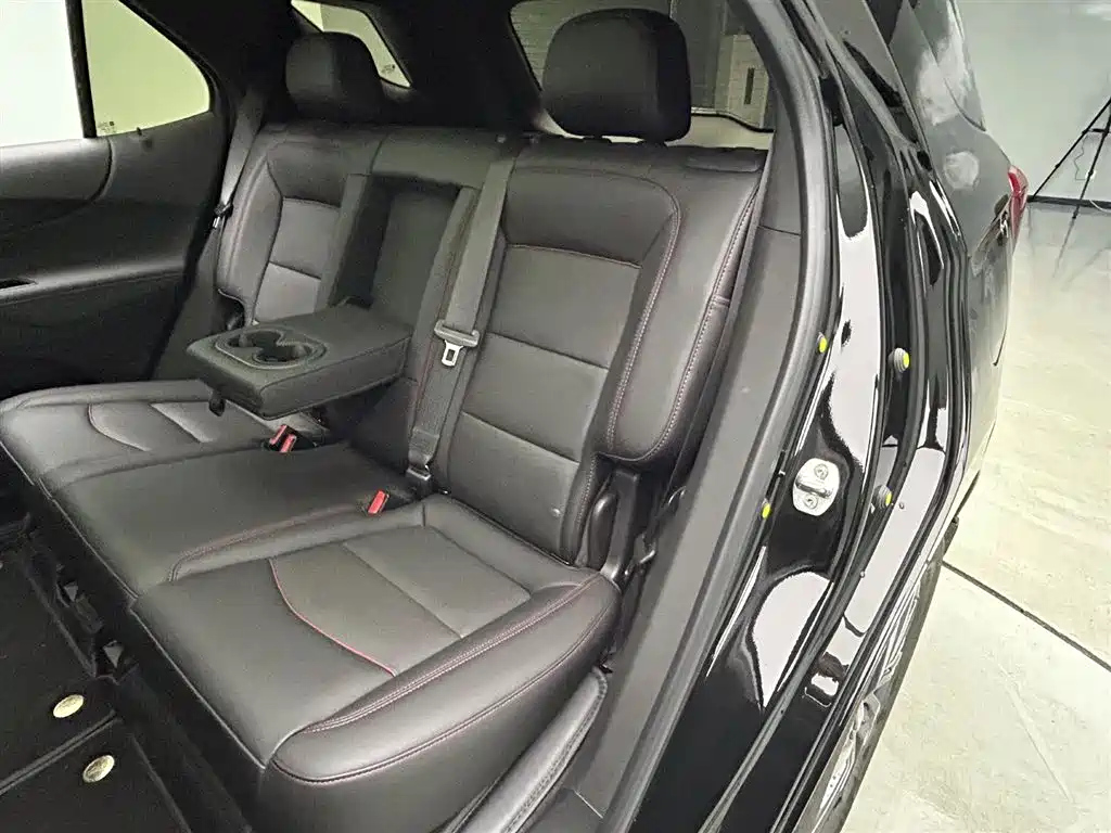 CHEVROLET EXPLORER 2022