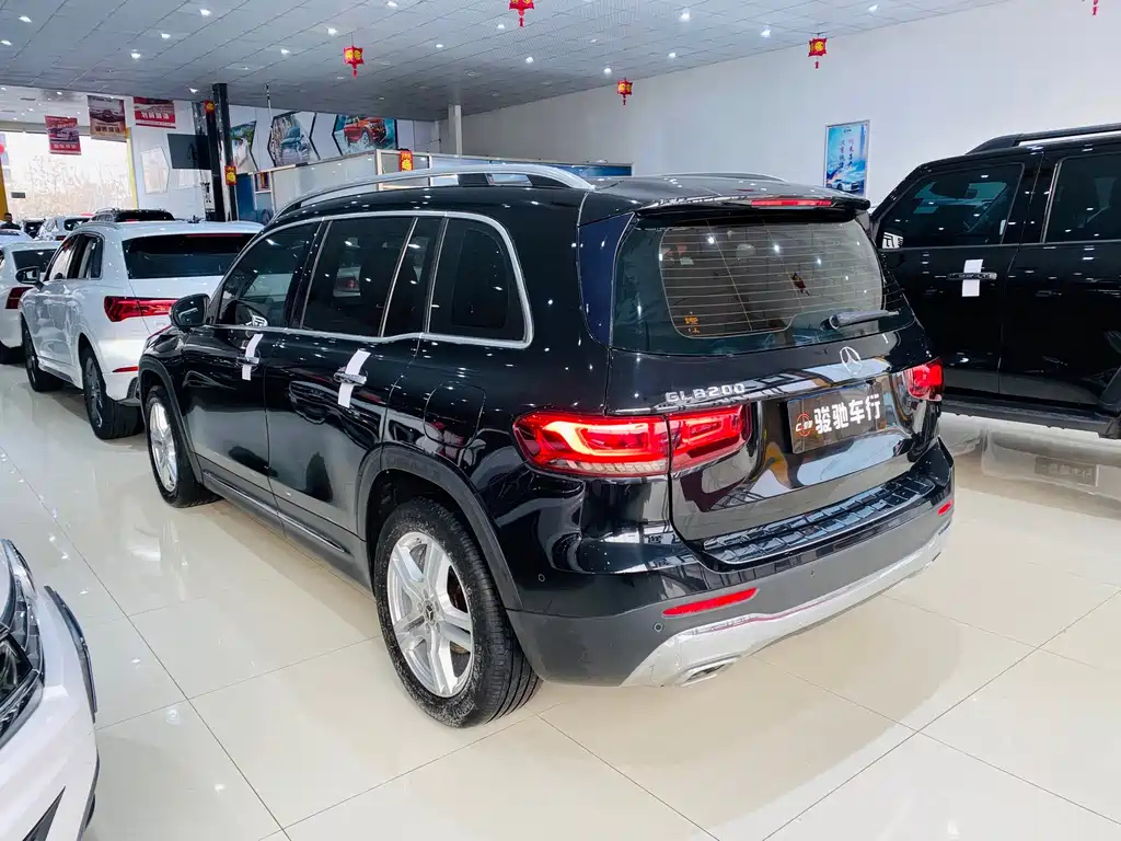 MERCEDES BENZ GLB 2021