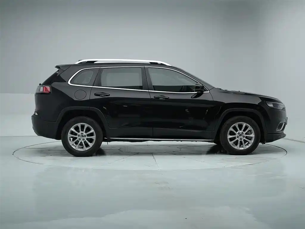 JEEP CHEROKEE 2019