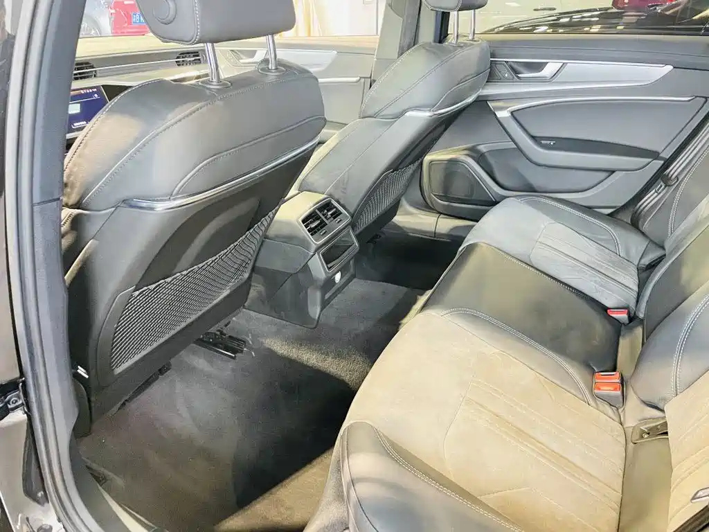 AUDI A6L 2021