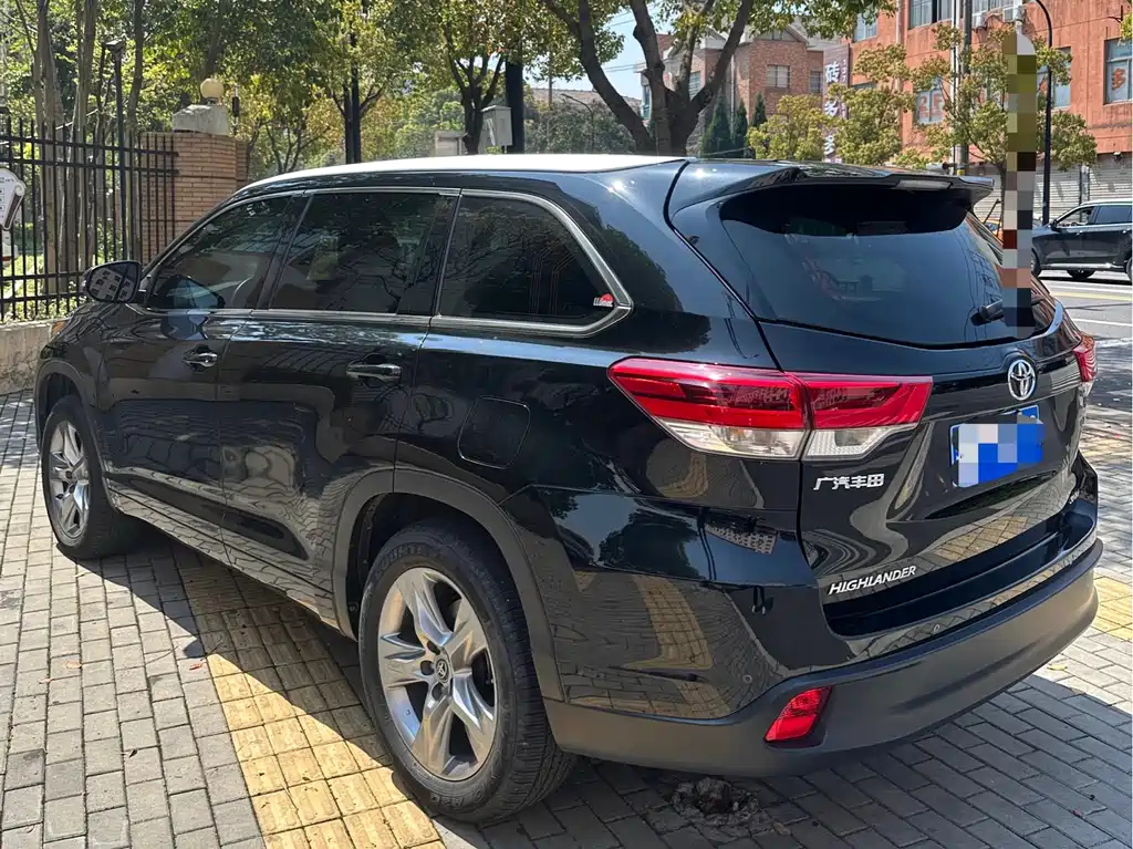 TOYOTA HIGHLANDER 2021