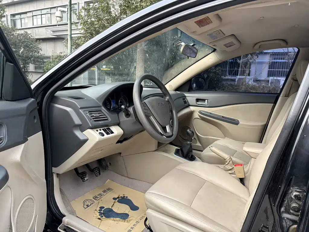 CHERY E5 2014