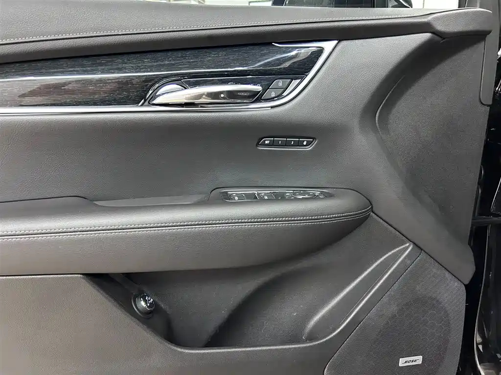CADILLAC XT5 2020
