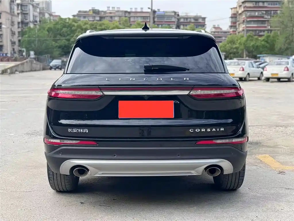 LINCOLN ADVENTURER 2021