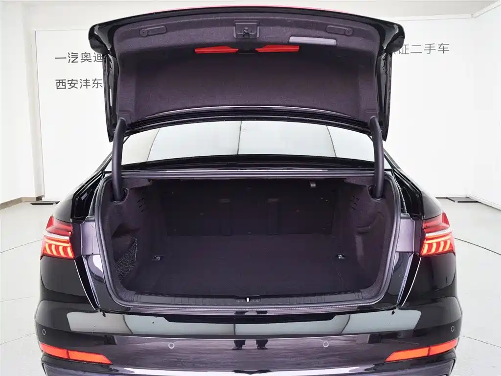 AUDI A6L 2020