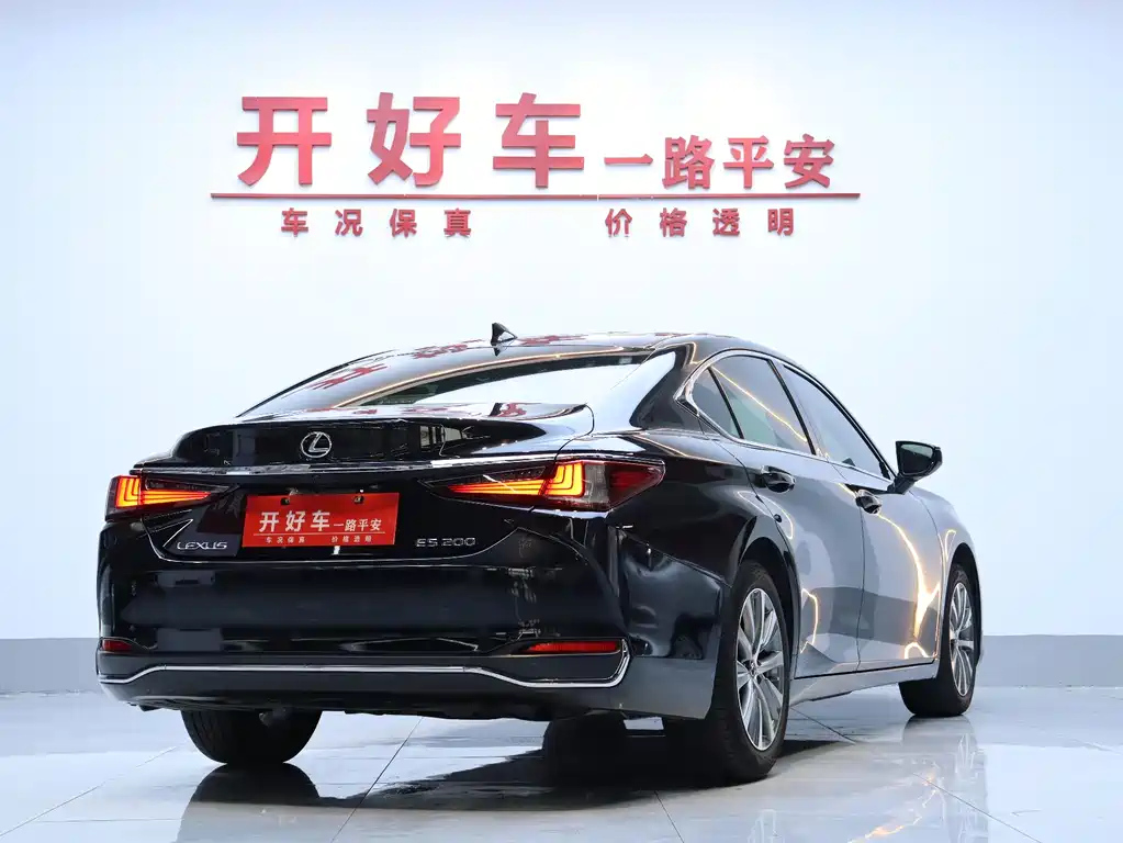 LEXUS ES 2021