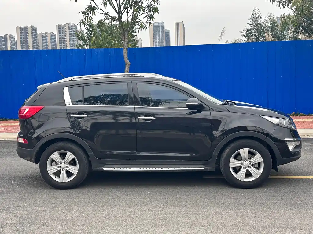 KIA SPORTAGE 2011