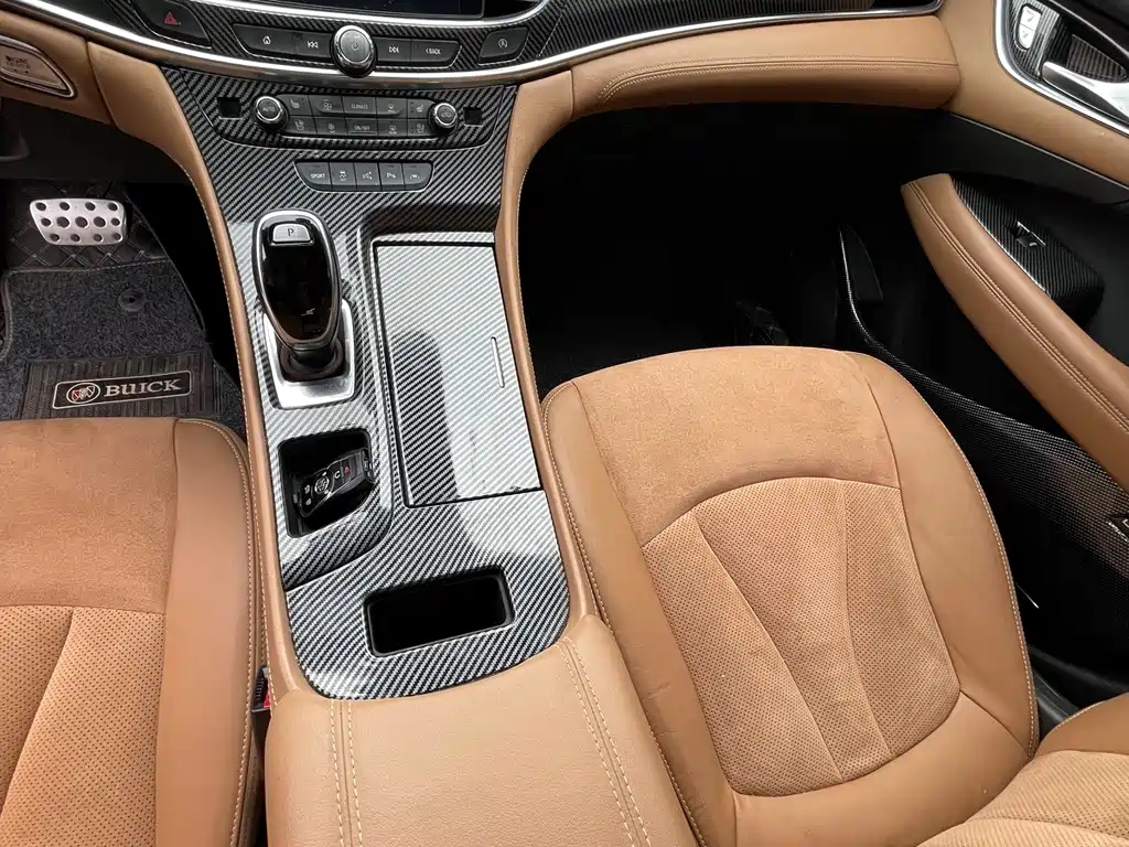 BUICK LACROSSE 2020