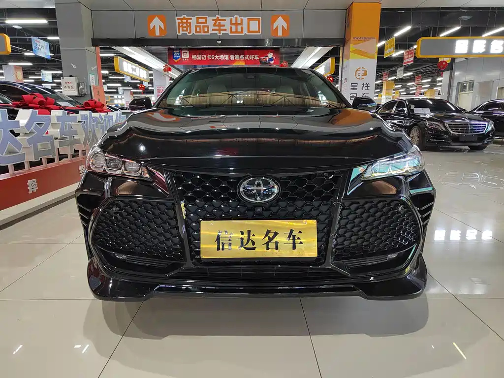 TOYOTA AVALON 2019