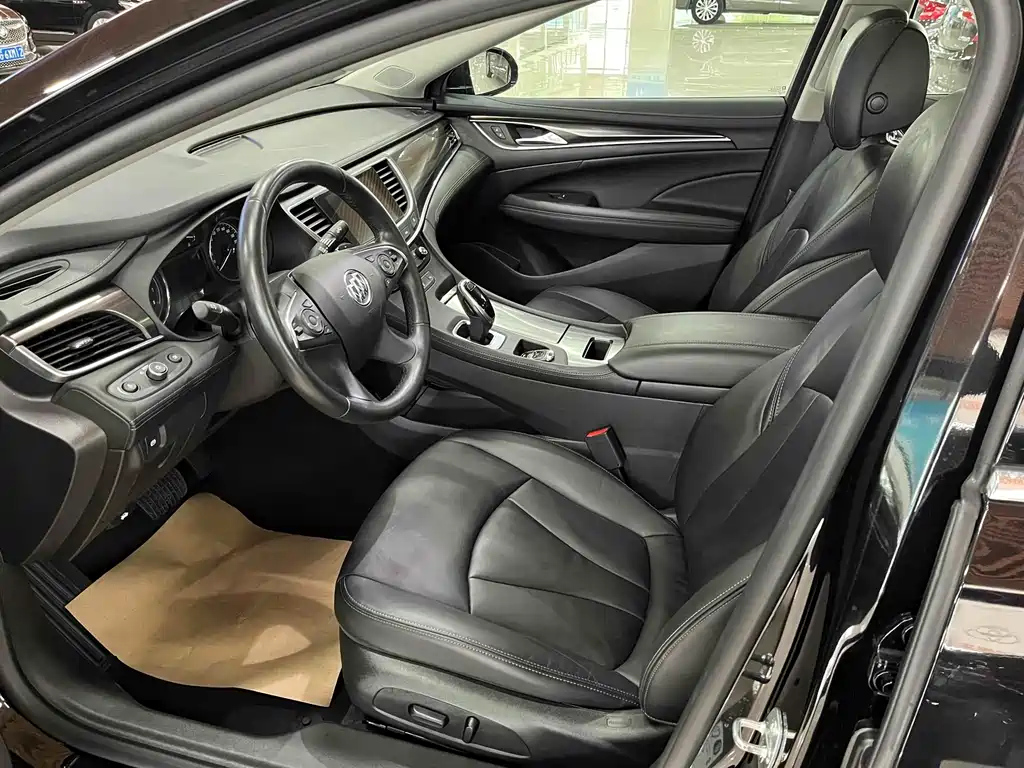 BUICK LACROSSE 2020