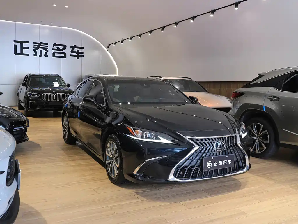 LEXUS ES 2021