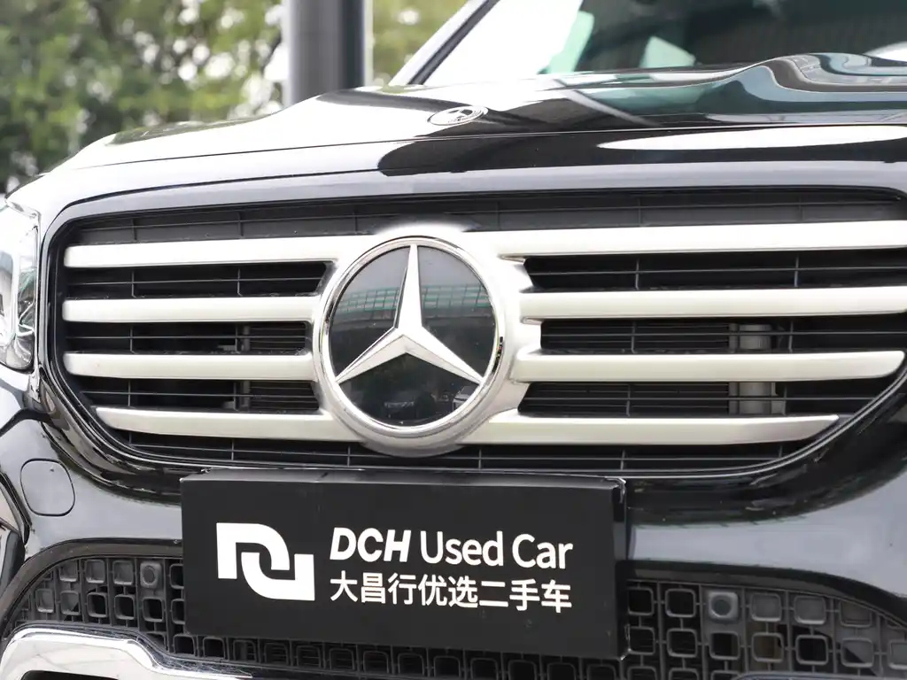 MERCEDES BENZ GLB 2024