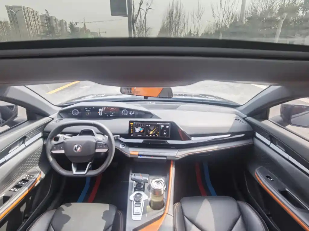 CHANGAN UNI-V 2023