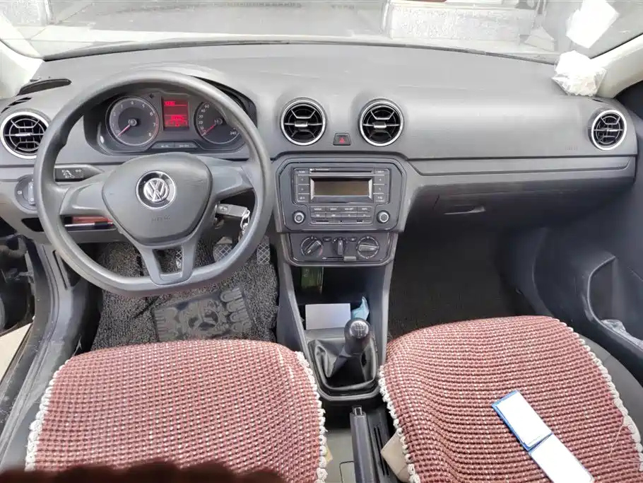 VOLKSWAGEN JETTA 2018