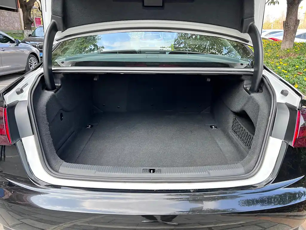 AUDI A6L 2014