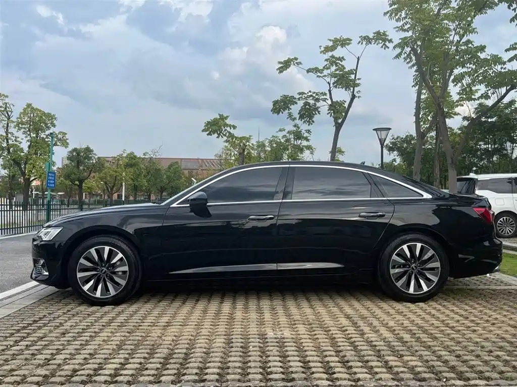 AUDI A6L 2023