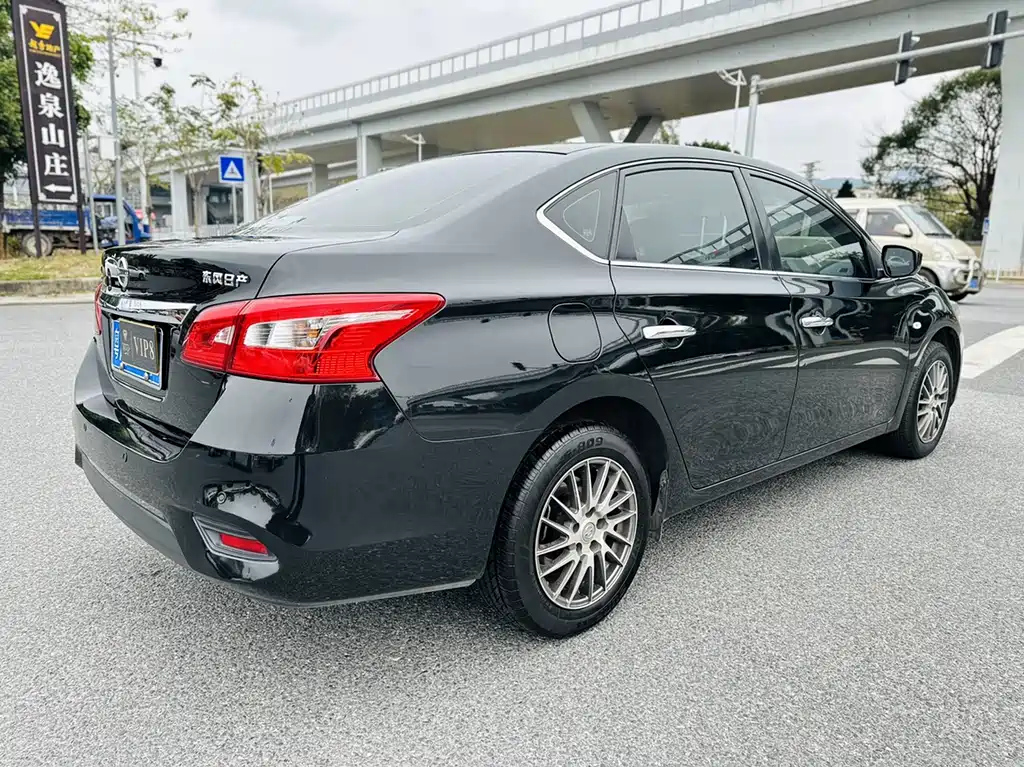NISSAN SYLPHY 2021