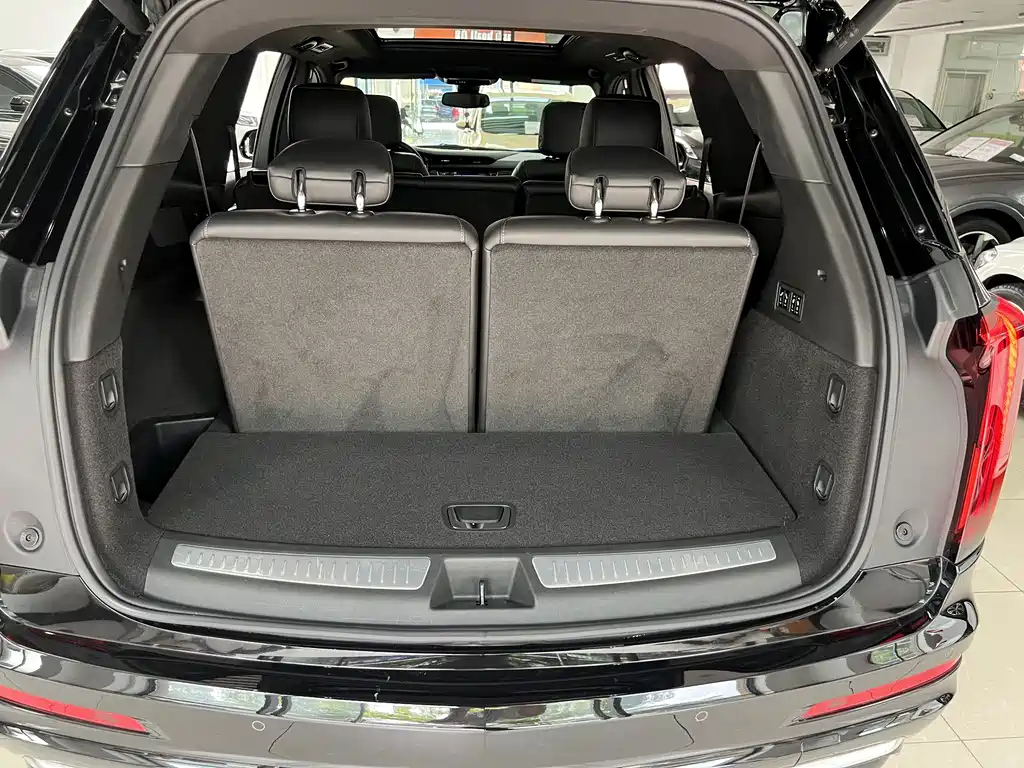 CADILLAC XT6 2023