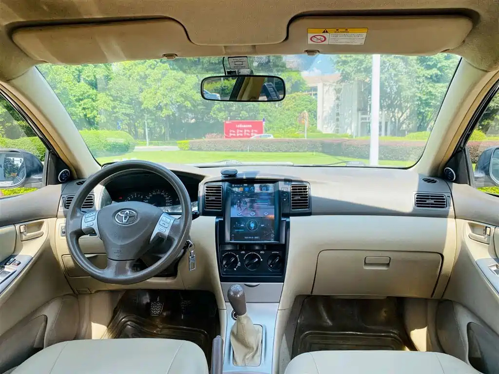 TOYOTA COROLLA 2012