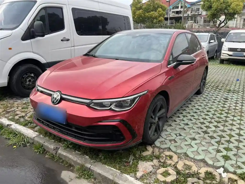VOLKSWAGEN GOLF 2021
