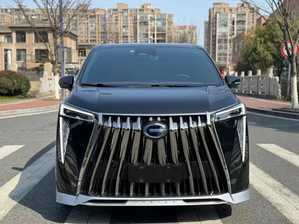 TRUMPCHI M8 2023