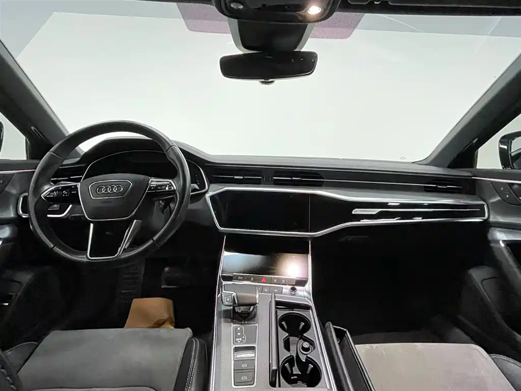 AUDI A6L 2022
