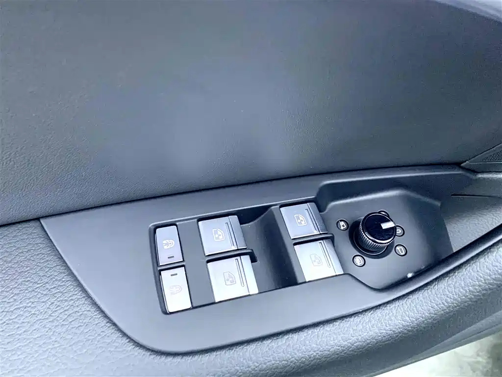 AUDI A6L 2023