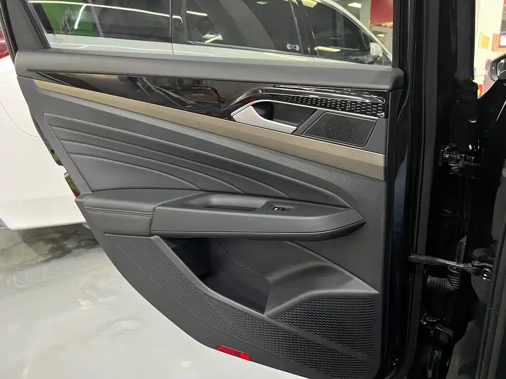VOLKSWAGEN PASSAT 2020