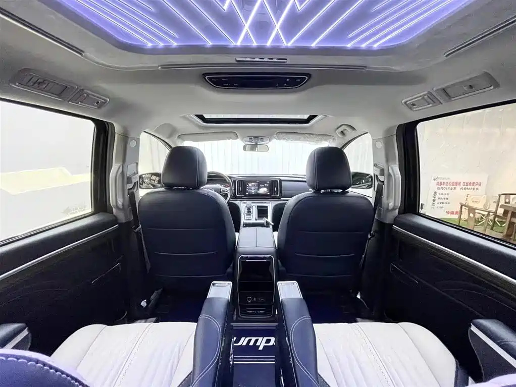 TRUMPCHI M8 2022