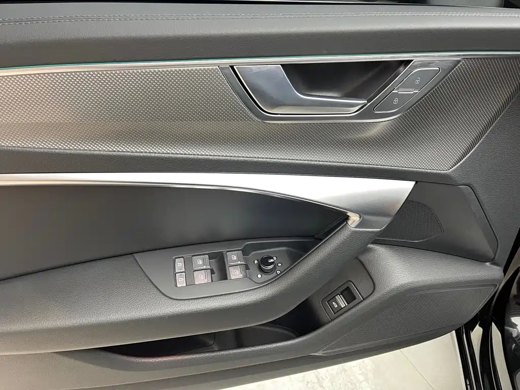AUDI A6L 2022