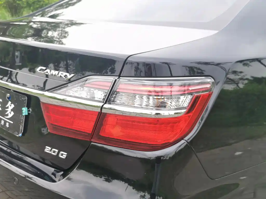 TOYOTA CAMRY 2016