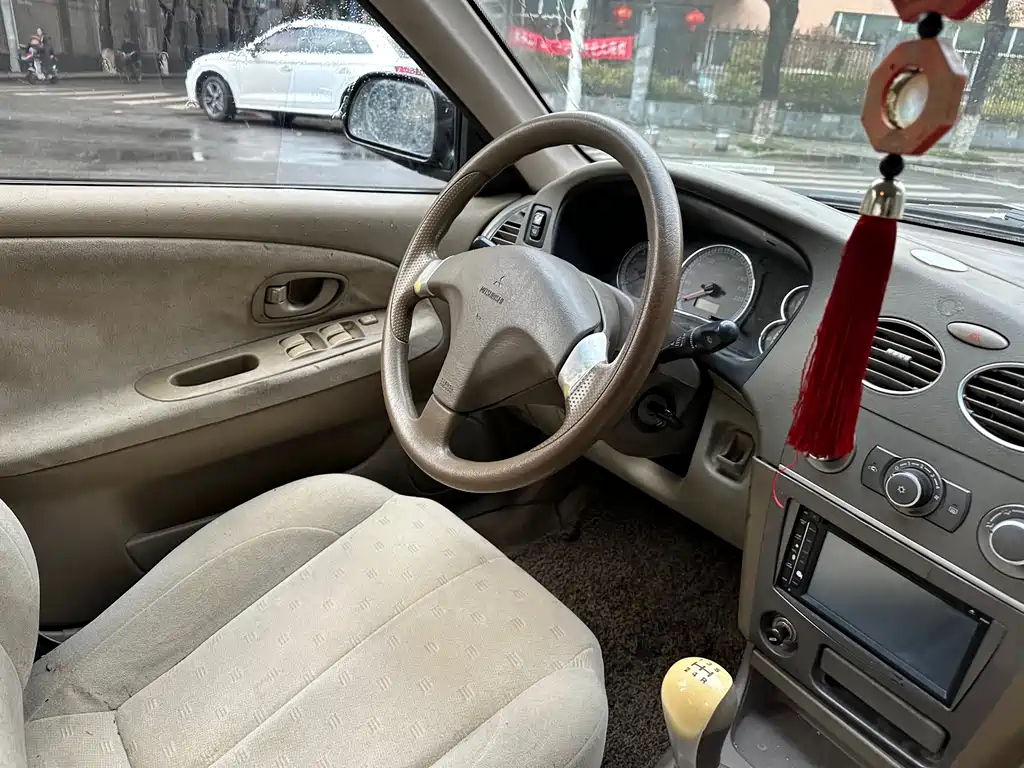 MITSUBISHI OTHER 2010