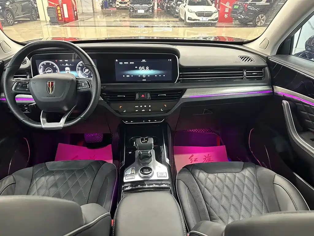 HONGQI HS5 2021