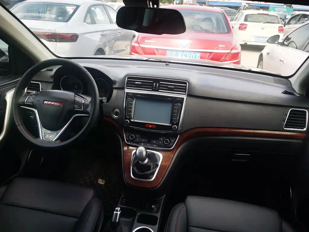 HAVAL H6 2015