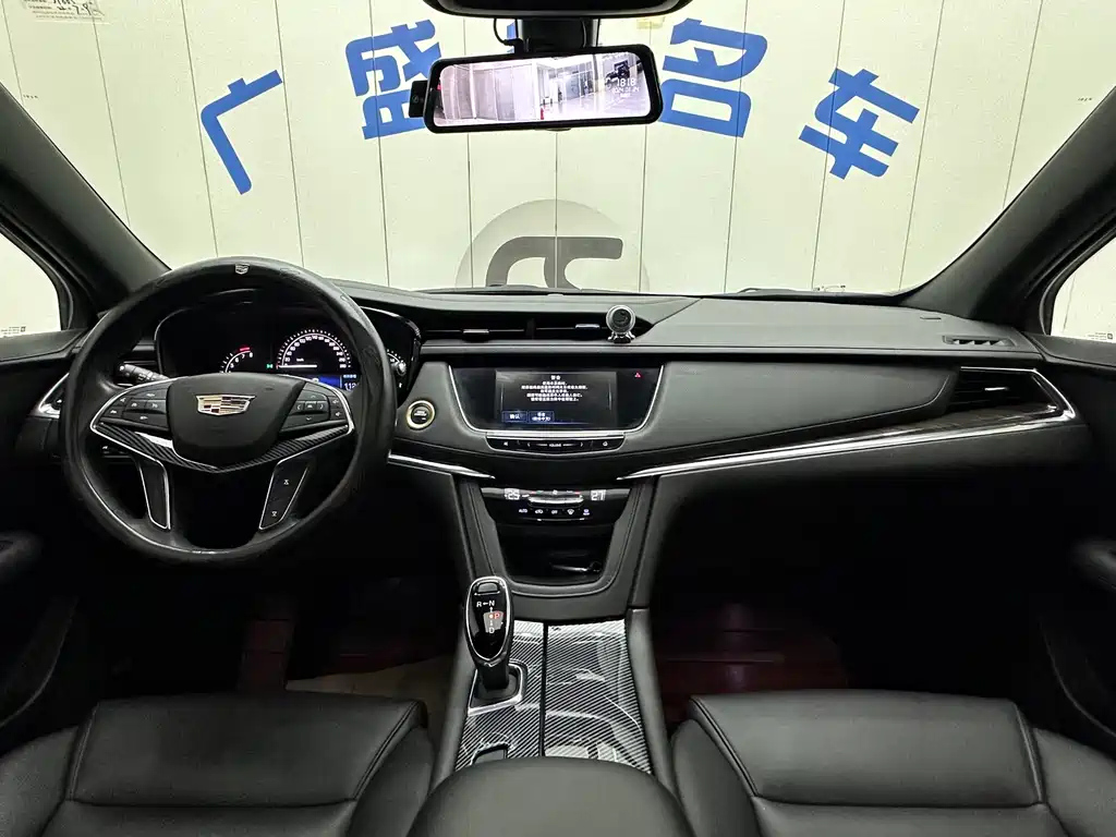 CADILLAC XT5 2019