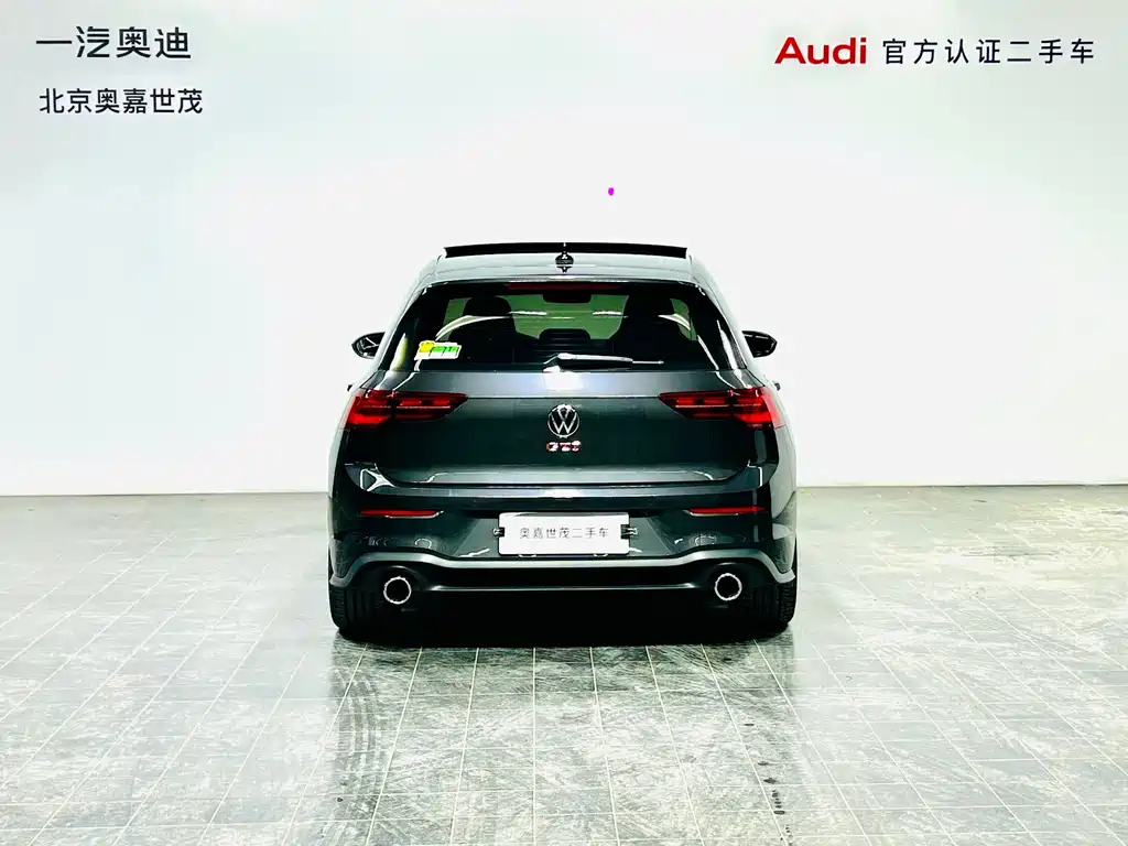 VOLKSWAGEN GOLF 2021