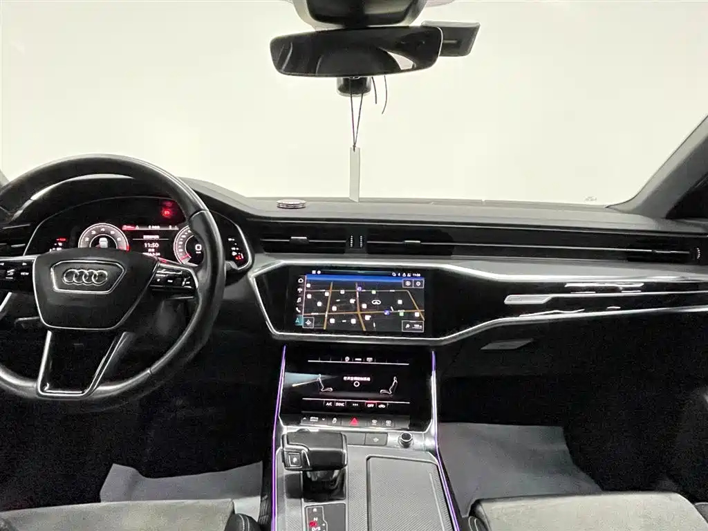 AUDI A6L 2021