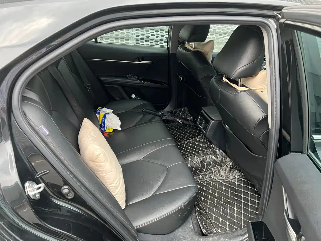 TOYOTA CAMRY 2021