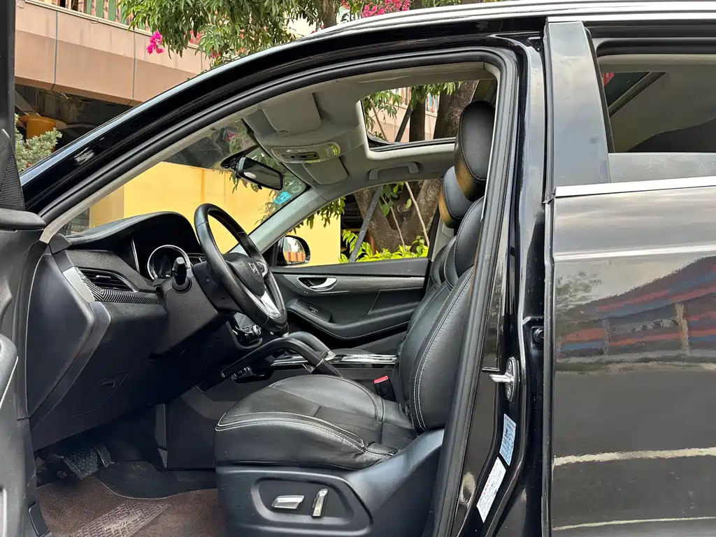 ZOTYE SR7 2016